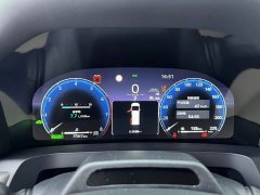 Toyota Vellfire Crown Hybrid 2.5L Executive Premier Edition - ფოტო 5
