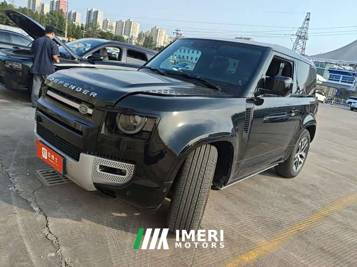 Land Rover Defender Facelift 90 3.0T P400 XS