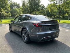 Tesla Model 3 2023 Rear-Wheel Drive - ფოტო 4