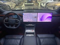 Zeekr 9X 2025 Obsidian Black 70kWh Six-Seater - ფოტო 10