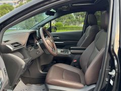 Toyota Sienna 2021 2.5L Hybrid Platinum Edition - ფოტო 6