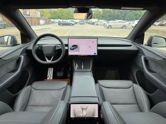 Tesla Model Y L Long Range All-Wheel Drive - ფოტო 4