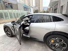 Xiaomi YU7 2025 Four-Wheel Drive Pro - ფოტო 5