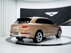 Bentley Bentayga 4.0T V8 Long Wheelbase - ფოტო 4