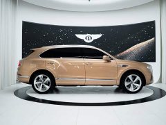 Bentley Bentayga 4.0T V8 Long Wheelbase - ფოტო 6