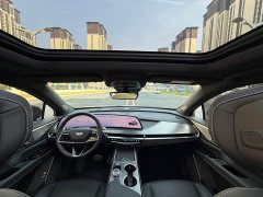 Cadillac XT5 2.0T Luxury - ფოტო 8