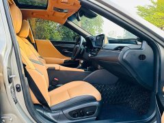Lexus ES 260 Excellence Edition - ფოტო 15