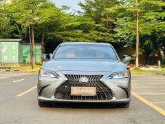 Lexus ES 260 Excellence Edition - ფოტო 2