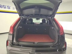 Cadillac XT4 25T FWD Fashion Edition - ფოტო 4