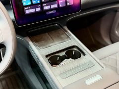 NIO ES8 2026 Six-Seat Executive Luxury Edition - ფოტო 15
