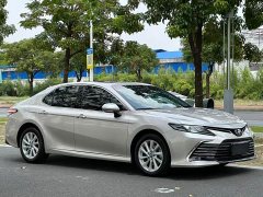 Toyota Camry 2.0G Luxury - ფოტო 3