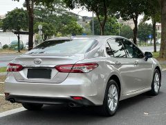 Toyota Camry 2.0G Luxury - ფოტო 9