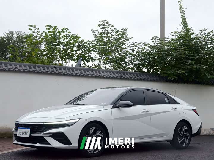 Hyundai Elantra 2023 1.5L CVT Luxury - ავტომობილი ჩინეთიდან