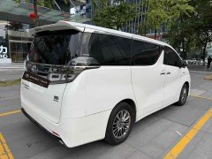 Toyota Alphard 2021 Hybrid 2.5L Premium Edition - ფოტო 4