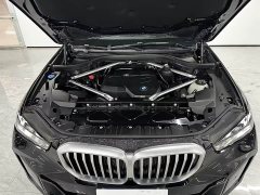 BMW X5 xDrive 30Li M Sport Luxury Night Edition Package - ფოტო 17