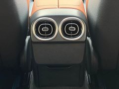 Mercedes-Benz C-Class C 200 L Sport Edition - ფოტო 13