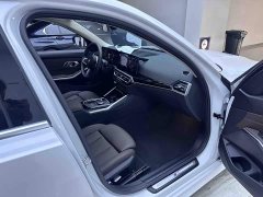 BMW 3 Series 320Li M Sport Package - ფოტო 11