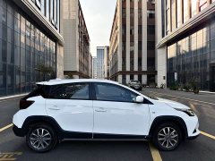 Toyota Yaris L Zhixuan 1.5L CVT Luxury - ფოტო 4