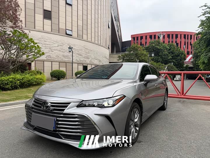 Toyota Avalon 2.0L Base National VI Emission Standard