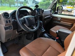 Toyota Land Cruiser (Imported) 2022 VX-R Middle East Version - ფოტო 8