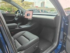 Tesla Model Y Long Range All-Wheel Drive - ფოტო 10