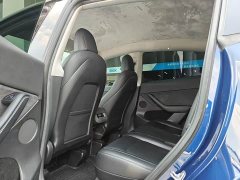 Tesla Model Y Long Range All-Wheel Drive - ფოტო 9