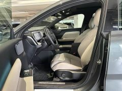 Volvo XC70 Plug-in Hybrid 2026 Two-Wheel Drive Long Range Core - ფოტო 4