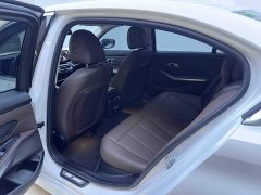BMW 3 Series 320Li M Sport Package - ფოტო 10