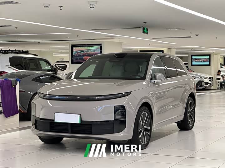 Li Auto L6 Max - ავტომობილი ჩინეთიდან