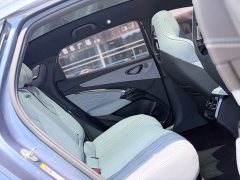 BYD Seal 550km Standard Range RWD Luxury - ფოტო 12