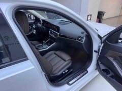BMW 3 Series 320i M Sport Package - ფოტო 11