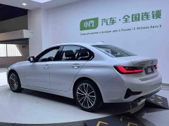 BMW 3 Series 320i M Sport Package - ფოტო 4
