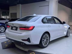 BMW 3 Series 320i M Sport Package - ფოტო 6