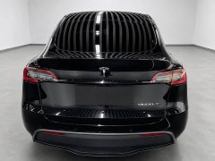 Tesla Model Y Rear-Wheel Drive - ფოტო 4