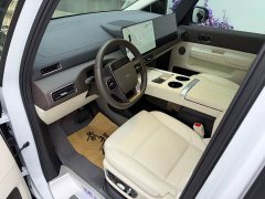 Li Auto Li Xiang MEGA 2024 Ultra - ფოტო 13
