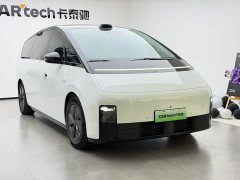 Li Auto Li Xiang MEGA 2024 Ultra - ფოტო 7