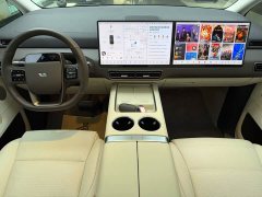 Li Auto Li Xiang MEGA 2024 Ultra - ფოტო 8