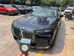 BMW 7 Series 735Li M Sport Package - ფოტო 1