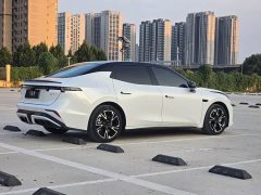 Lynk & Co Geely Lynk & Co 07 EM-P 2026 126 Extended Range Ultra - ფოტო 9