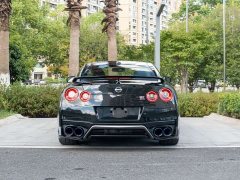 Nissan GT-R Premium US Version - ფოტო 5