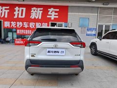 Toyota RAV4 2.0L CVT FWD 20th Anniversary Platinum Edition - ფოტო 4