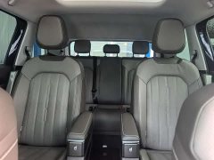 Volkswagen Viloran 330TSI Luxury - ფოტო 14