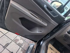 Volkswagen Viloran 330TSI Luxury - ფოტო 4