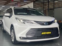 Toyota Sienna 2.5L Hybrid Luxury - ფოტო 2