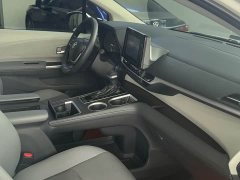 Toyota Sienna 2.5L Hybrid Luxury - ფოტო 9