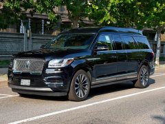 Lincoln Navigator 3.5T Long Wheelbase Presidential Edition - ფოტო 1