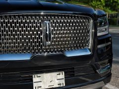 Lincoln Navigator 3.5T Long Wheelbase Presidential Edition - ფოტო 3