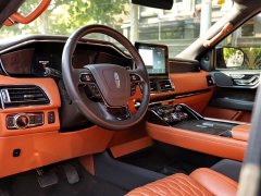 Lincoln Navigator 3.5T Long Wheelbase Presidential Edition - ფოტო 4