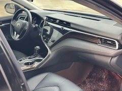 Toyota Camry 2.5G Luxury - ფოტო 14