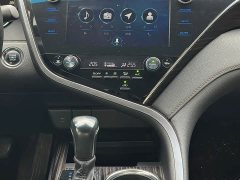 Toyota Camry 2.5G Luxury - ფოტო 20